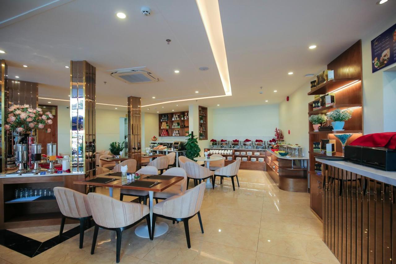 Sandals Flora Отель